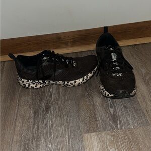 Brooks Black and White Athletic Shoes